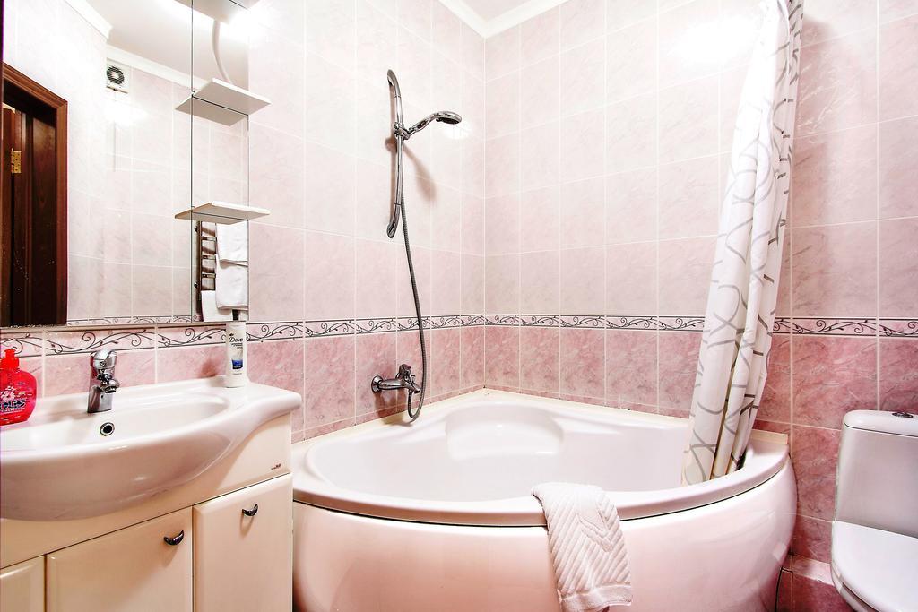 Apartment In Complex Korona On Knyazhyi Zaton 21 Kiev Chambre photo